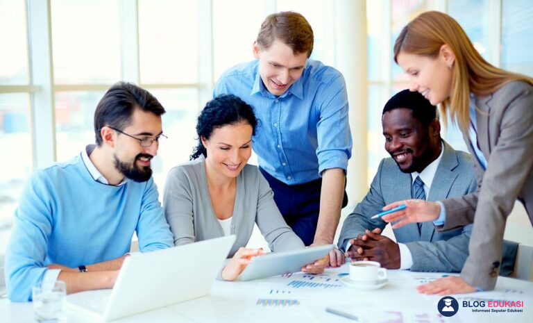 Pihak Eksternal yang Menggunakan Informasi Akuntansi